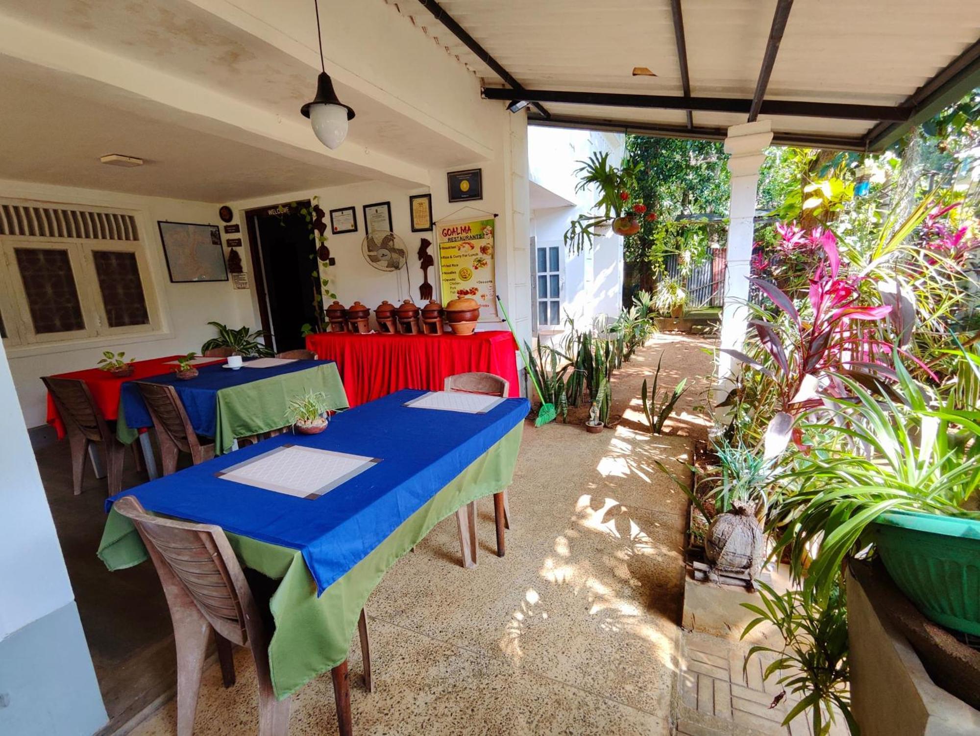 Goalma Family Holiday Resort & Restaurant Anuradhapura Exterior photo